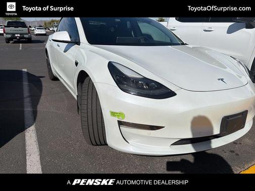 2022 Tesla Model 3 Standard Range