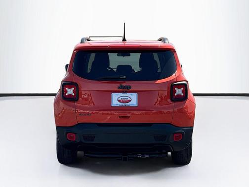 Omaha Orange Clearcoat 2021 Jeep Renegade Upland