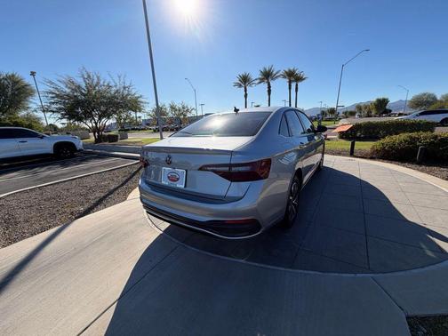2022 Volkswagen Jetta 1.5T S