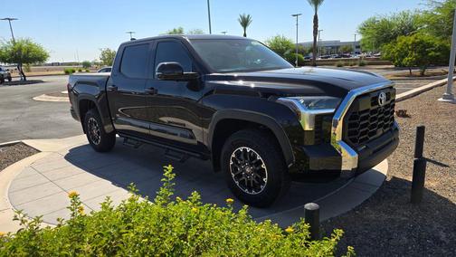 2025 Toyota Tundra SR5