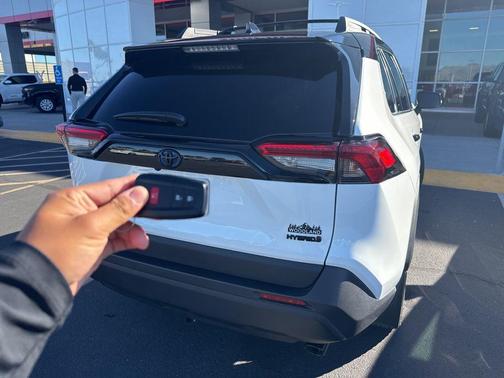 2024 Toyota RAV4 Hybrid Woodland Edition