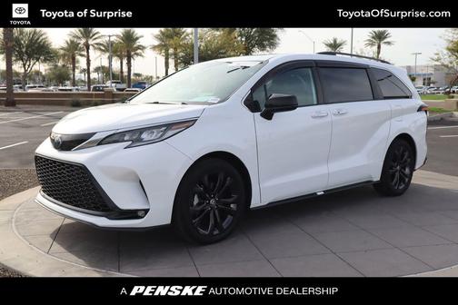 2022 Toyota Sienna XSE 7 Passenger