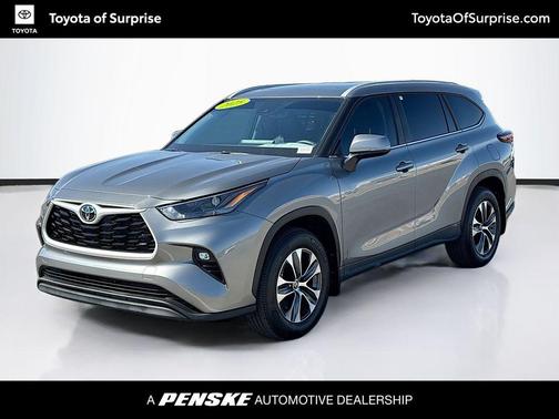 Heavy Metal 2025 Toyota Highlander XLE