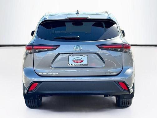 Heavy Metal 2025 Toyota Highlander XLE