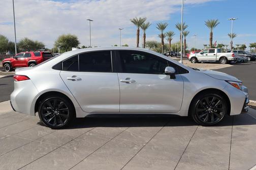 2026 Toyota Corolla Hybrid SE