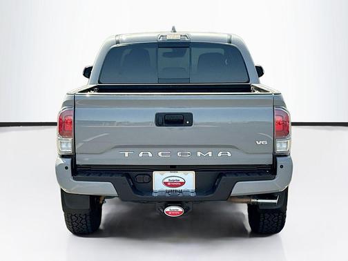 Cement 2021 Toyota Tacoma TRD Off Road