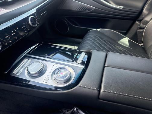 Capri Blue 2024 Genesis G80 2.5T AWD