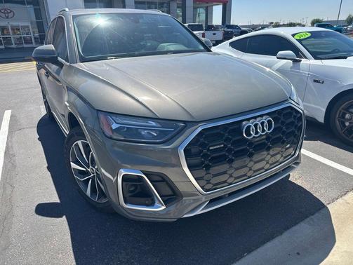 Silver Metallic 2023 Audi Q5 45 S line Premium Plus