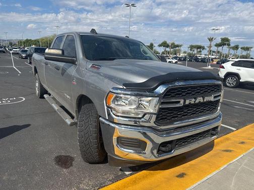 2019 RAM 2500 Tradesman Crew Cab 4x2 8' Box