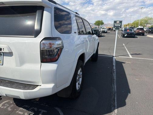 2023 Toyota 4Runner SR5