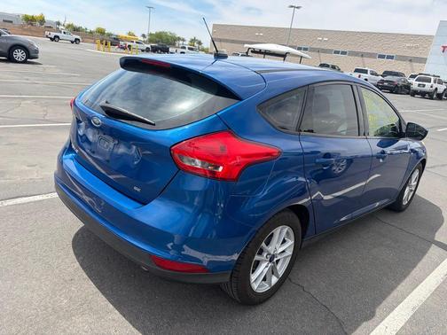LIGHTNING BLUE 2018 Ford Focus SE