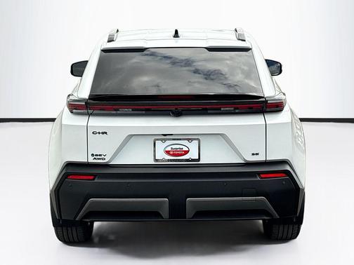 Wind Chill Pearl 2026 Toyota C-HR SE