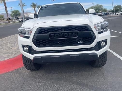 Ice Cap 2023 Toyota Tacoma TRD Off Road