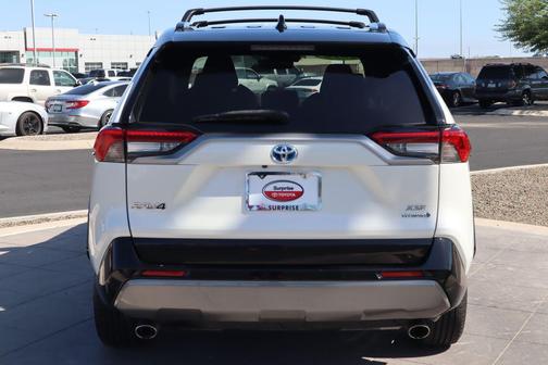 2020 Toyota RAV4 Hybrid SE