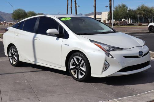 2016 Toyota Prius Four Touring