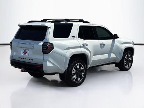 Wind Chill Pearl 2026 Toyota 4Runner TRD Sport