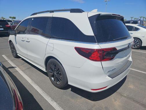 Platinum White 2023 Honda Odyssey Sport