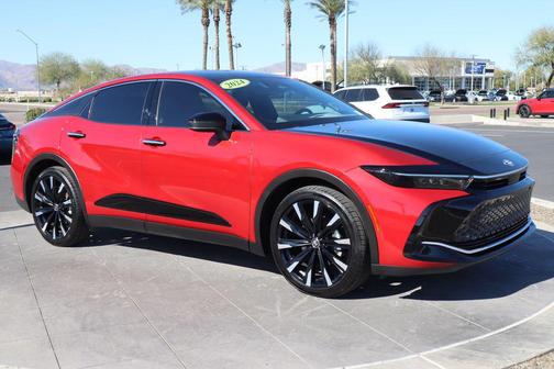 2024 Toyota Crown Platinum