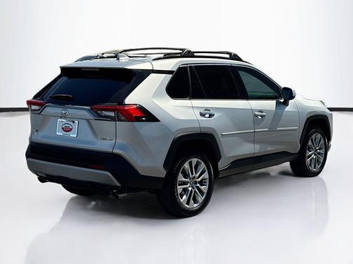 Silver Sky Metallic 2022 Toyota RAV4 Limited