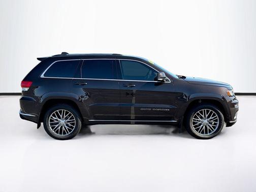 Luxury Brown Pearlcoat 2017 Jeep Grand Cherokee Summit