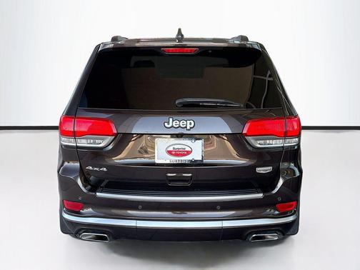 Luxury Brown Pearlcoat 2017 Jeep Grand Cherokee Summit