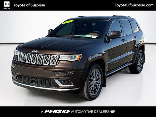 Luxury Brown Pearlcoat 2017 Jeep Grand Cherokee Summit