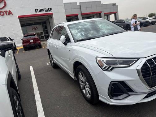 Glacier White Metallic 2024 Audi Q3 45 S line Premium Plus