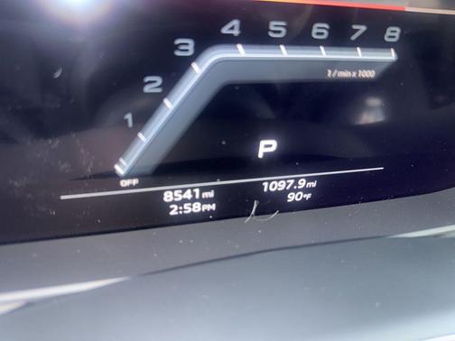 Glacier White Metallic 2025 Audi Q8 55 Premium Plus