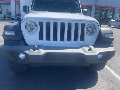 2022 Jeep Wrangler Sport S