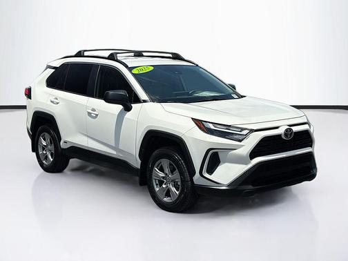 Ice Cap 2025 Toyota RAV4 Hybrid LE