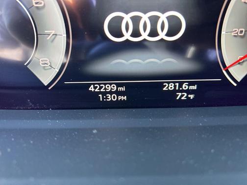 2022 Audi Q3 45 S line Premium Plus