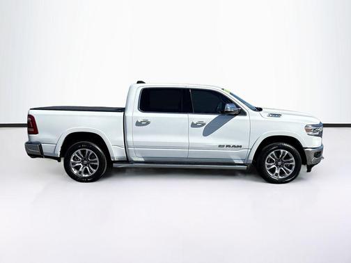 Bright White Clearcoat 2022 RAM 1500 Longhorn