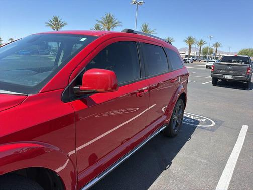 Redline 2 Coat Pearl 2019 Dodge Journey Crossroad