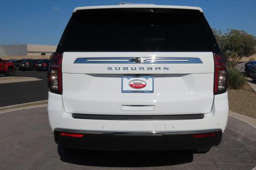 2023 Chevrolet Suburban LS