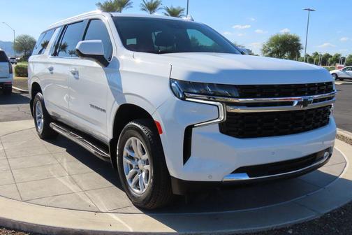 2023 Chevrolet Suburban LS
