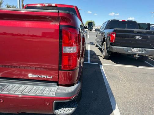 Red Quartz Tintcoat 2018 GMC Sierra 2500 Denali