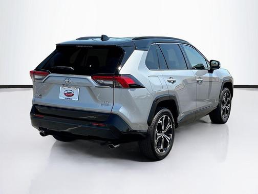 Silver Sky Metallic/Midnight Black Metallic 2025 Toyota RAV4 Hybrid SE