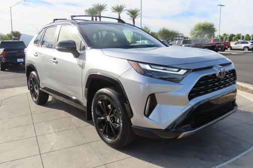 2025 Toyota RAV4 Hybrid SE