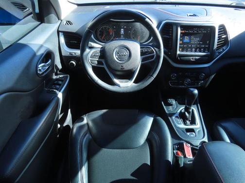 2017 Jeep Cherokee Trailhawk