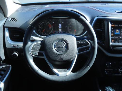 2017 Jeep Cherokee Trailhawk