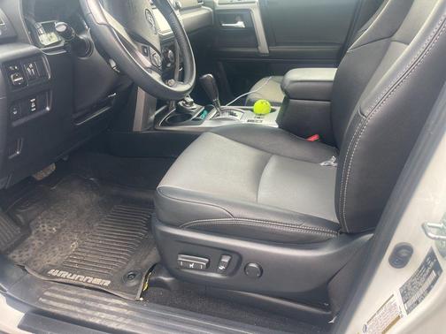 Super White 2019 Toyota 4Runner SR5 Premium