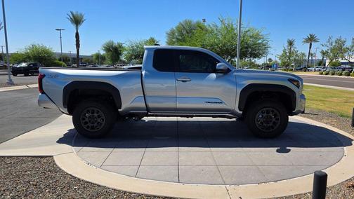 2025 Toyota Tacoma TRD PreRunner 4WD