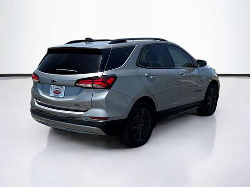 Sterling Gray Metallic 2023 Chevrolet Equinox AWD RS