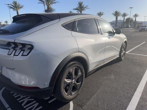 SPACE WHITE METALLIC 2023 Ford Mustang Mach-E Select