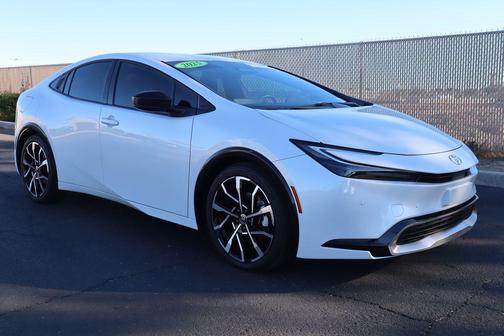 2025 Toyota Prius Plug-In Hybrid XSE