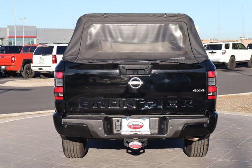 2022 Nissan Frontier S