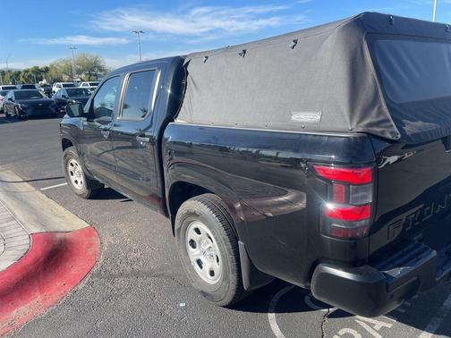 2022 Nissan Frontier S