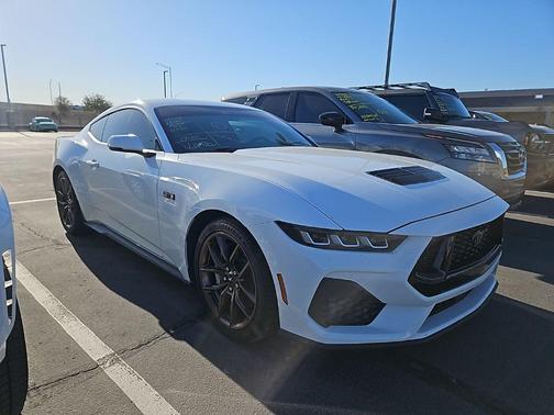 OXFORD WHITE 2024 Ford Mustang GT Premium