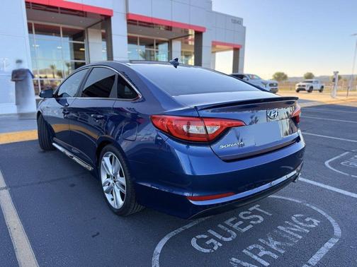 2017 Hyundai SONATA SE