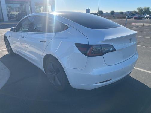 2020 Tesla Model 3 Standard Range